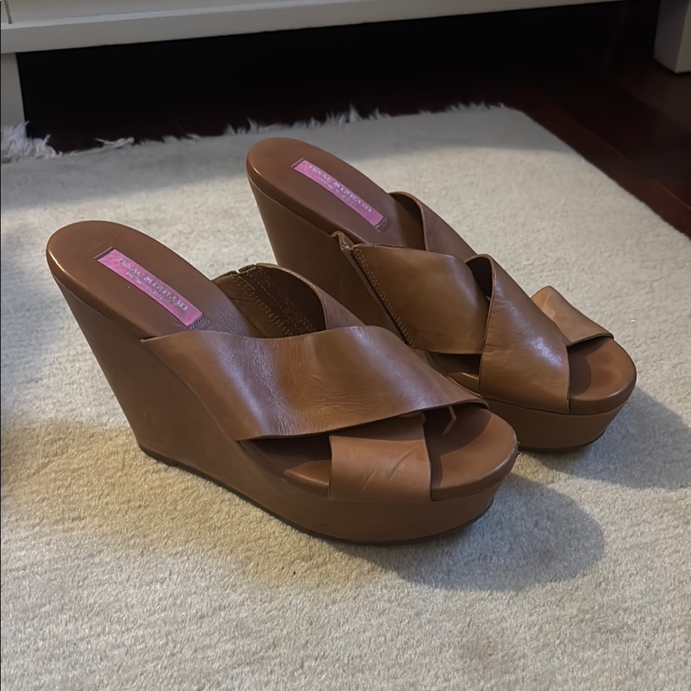 Isaac Mizrahi Brown Leather Wedge Sandals